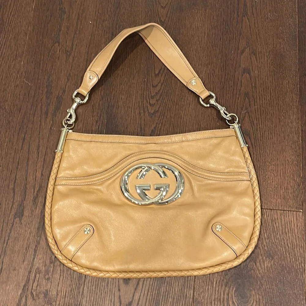 Gucci Tan Leather Hobo - Picture 2 of 12